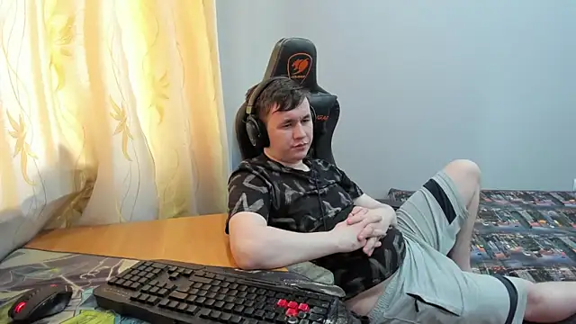 iliaskrislove webcam