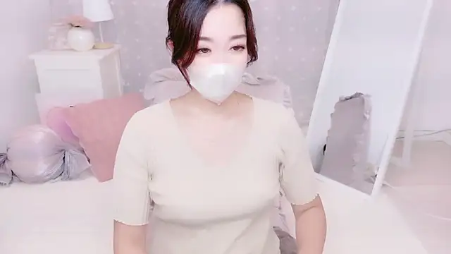 YURIKAsan_ webcam