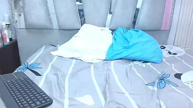 CarlaSpenser webcam