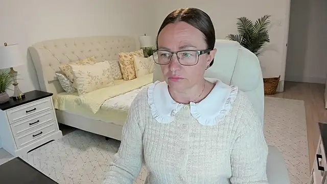 Vika73 webcam