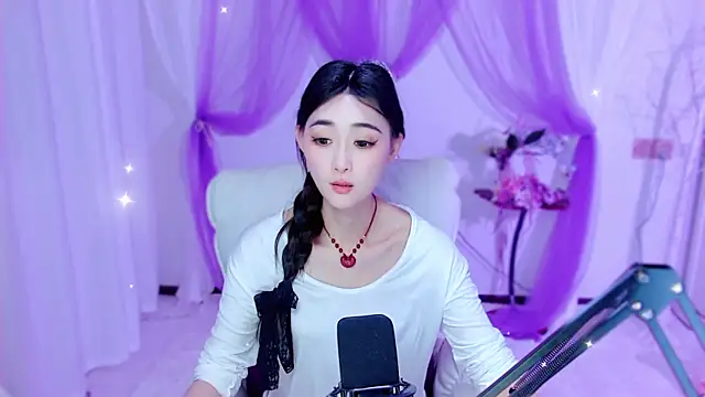 Tili_Lucky webcam