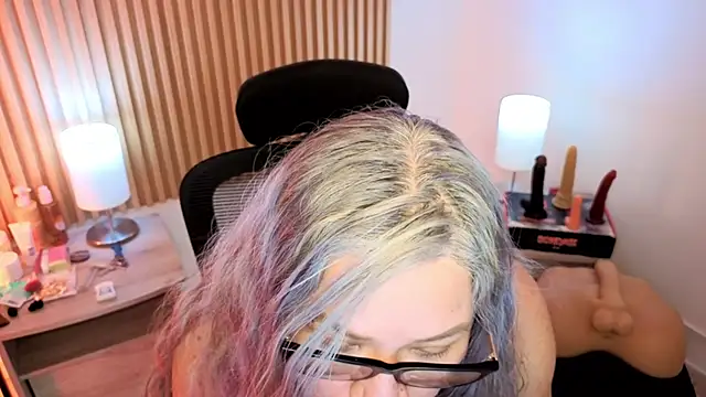 MarianL0ve webcam