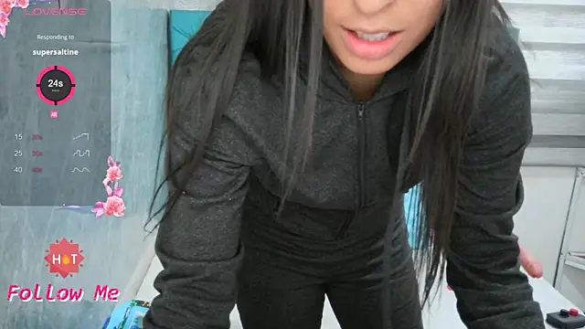 MAARYMOON webcam