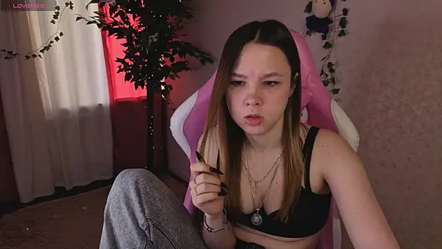 Lori_Bllossom webcam