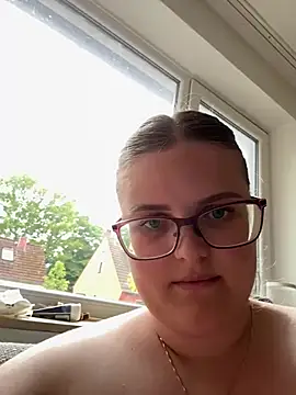 CurvyPaar2 webcam