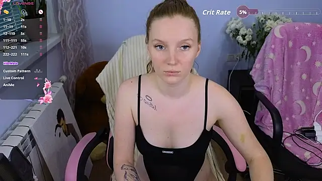 Mary_Blu webcam