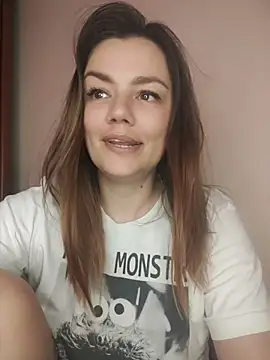 KrissSexi webcam