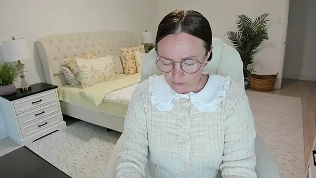 Vika73 webcam