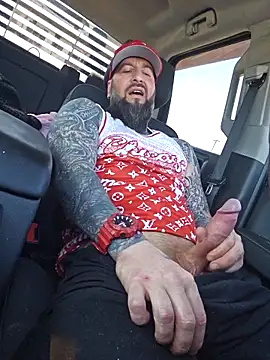 Beardedtattood webcam