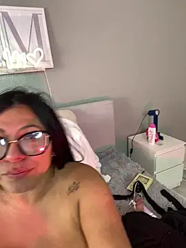 KendalMilleer webcam