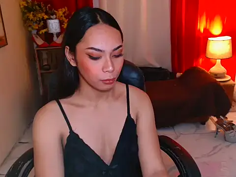 kylieEmparado webcam