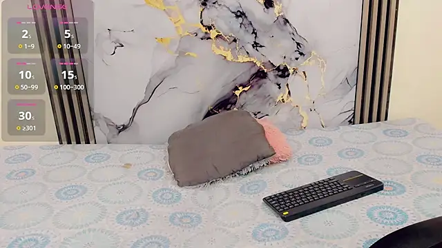 Rubi_30 live sex cam