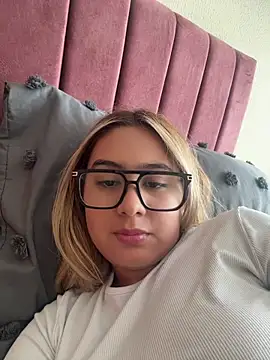 Miabonnett_ webcam