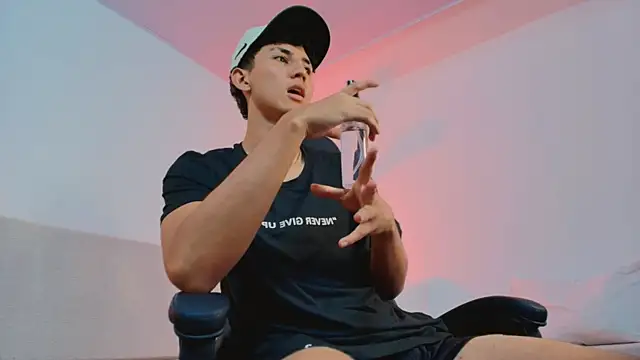 Valentino_Rey webcam