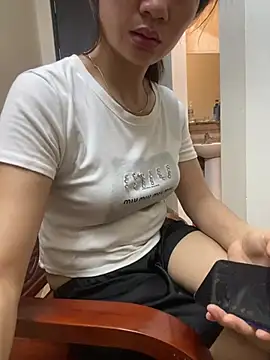 Linda-babyy webcam