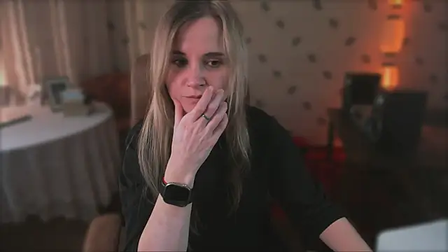 MiaSparkes webcam