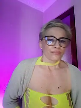 LunaBlaise webcam