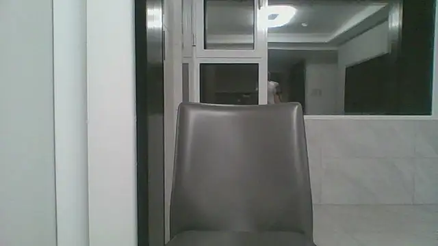 nole_china7 (Ask my age) - talk / fun / cum