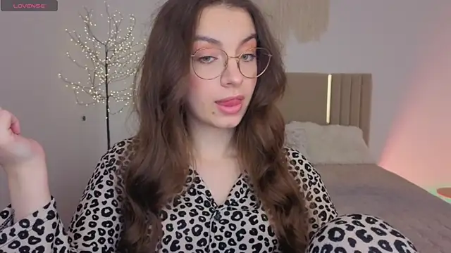 Real_cutie1 webcam
