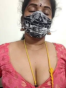 gaurika18 webcam