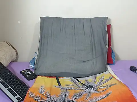 BadGirlMona webcam