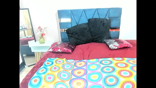 KatteMilf webcam