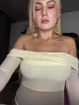 alicev_kitty