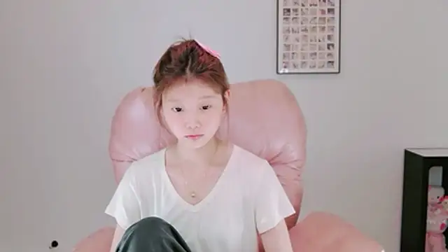 yang_12 webcam