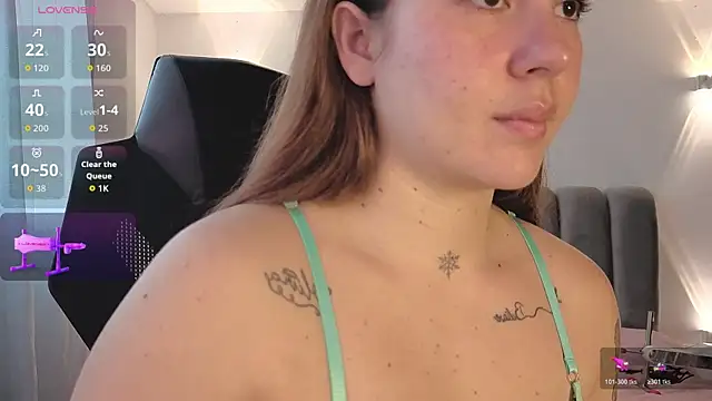 AlliceLover webcam