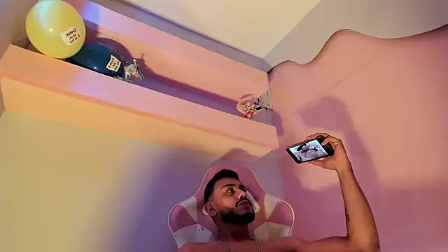 Boss_Domiinator webcam
