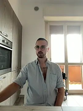 ItalianAlex webcam
