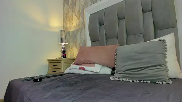 karola__ webcam