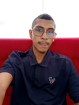 Lil_black009 webcam