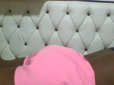 Queenbella780 webcam
