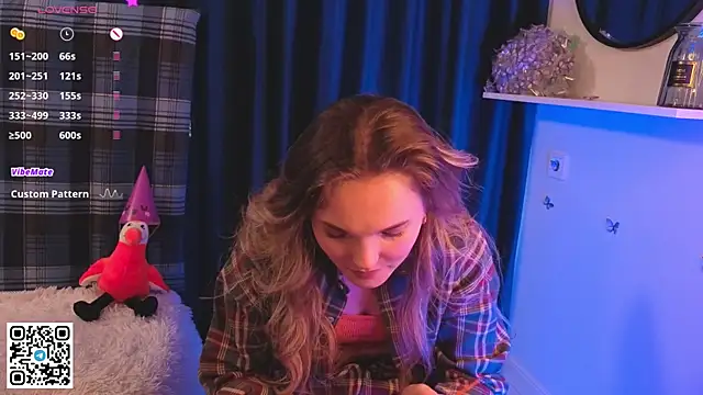 JulieLupo webcam