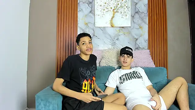 LOVE_GUYS1 webcam