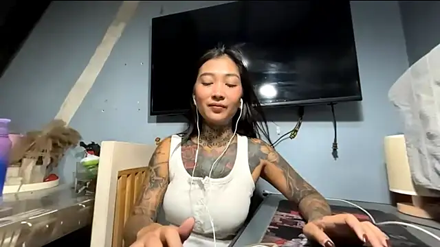 MelonyRizzolo webcam
