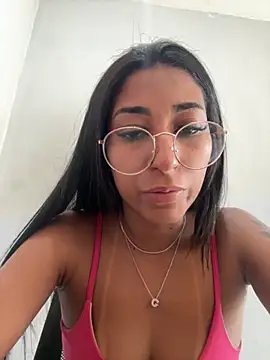 julia_hoot webcam