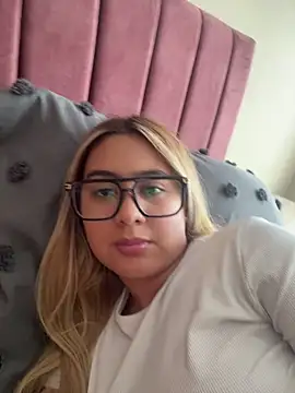 Miabonnett_ webcam