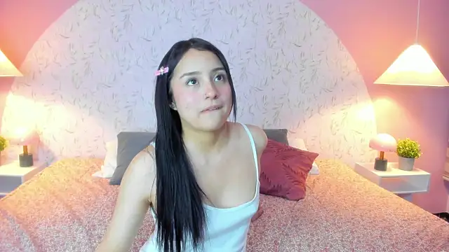 Leah_Brm webcam