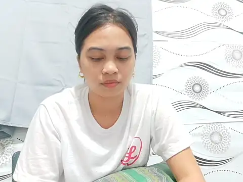 Ursexyasianskinny webcam