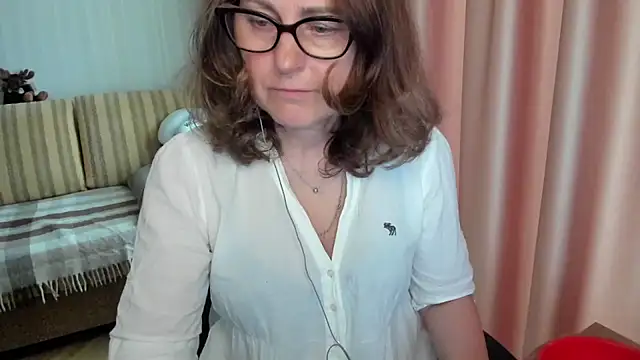 lauraoven webcam