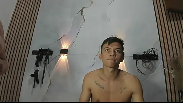 DilanAndKing live sex cam