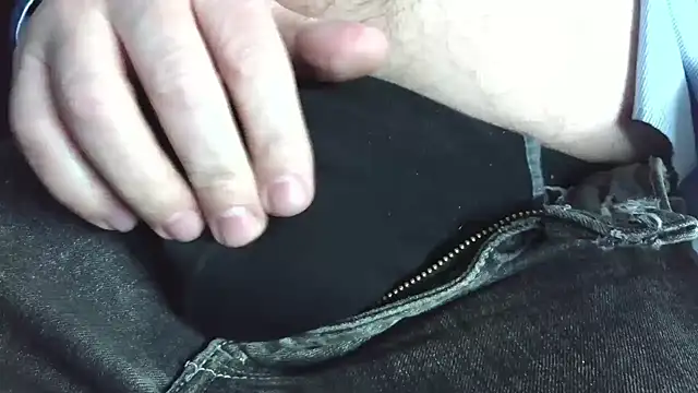 hairyandtiny webcam