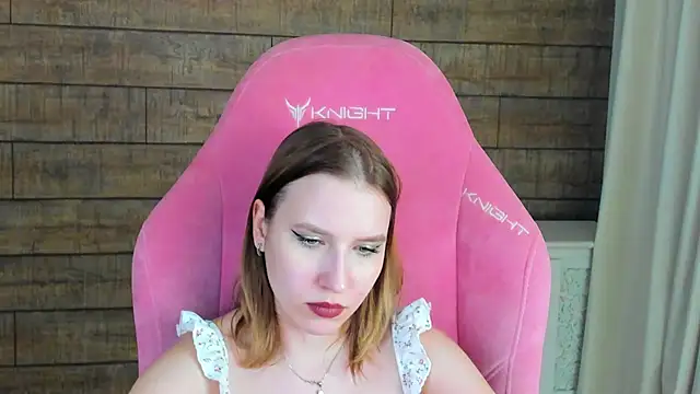LiliLinn webcam