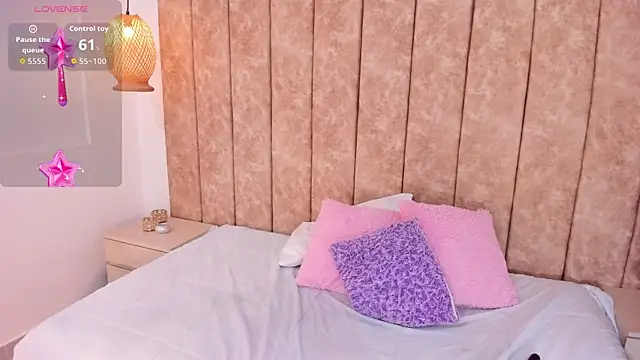 Katrina_baurii webcam