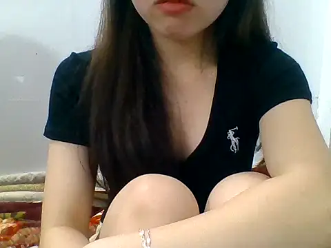 kiraa-007 webcam