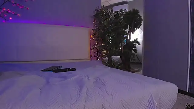 MonaSteele webcam