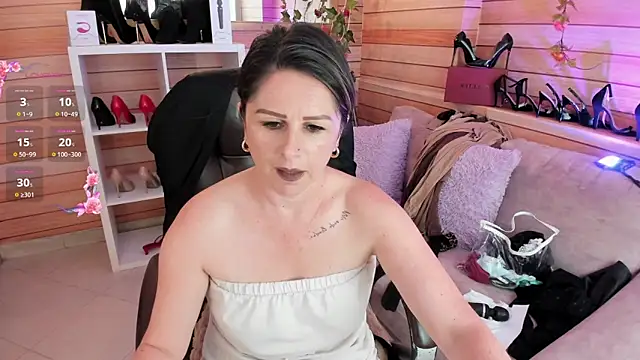 Victoria_collins_1 webcam