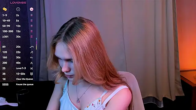 AdelineCrash webcam